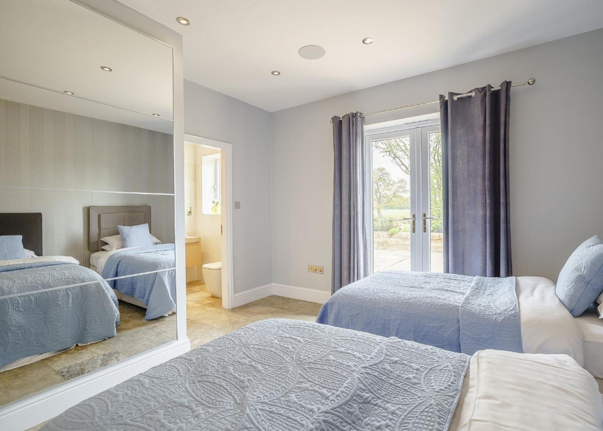 Ladera Retreat Lodges Eaton  Bagian luar foto