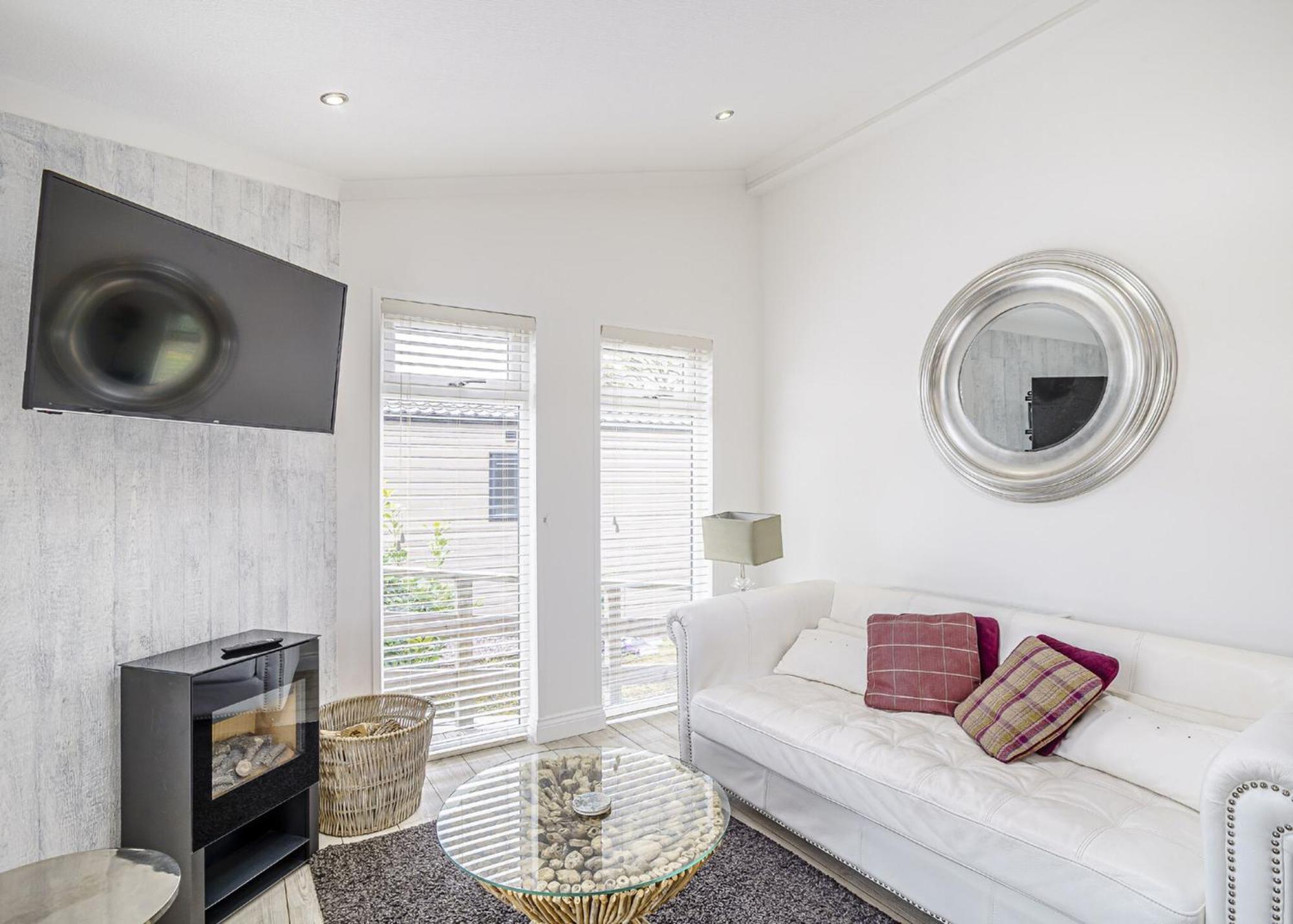 Ladera Retreat Lodges Eaton  Bagian luar foto
